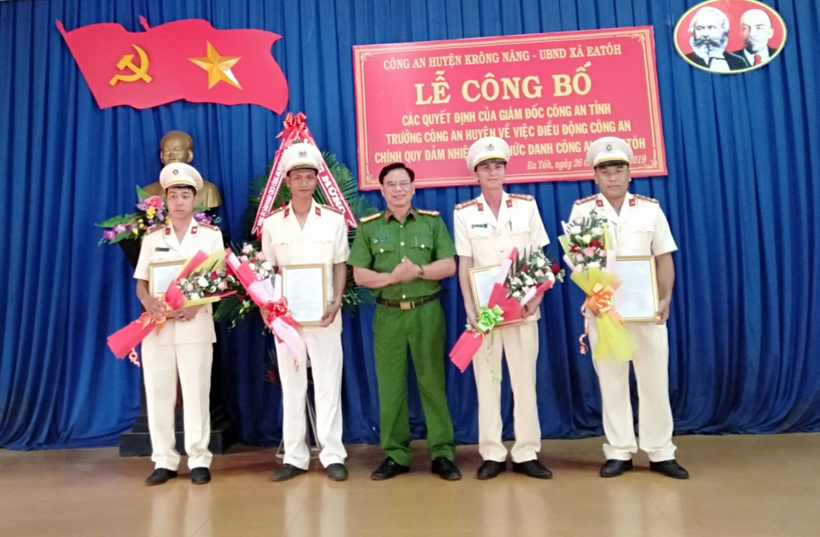 Lễ công bố quyết định điều động, bổ nhiệm Công an chính quy đảm nhiệm chức danh Công an xã