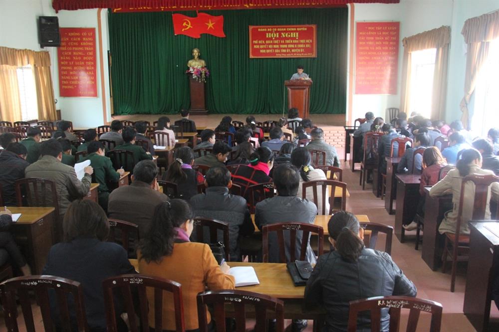 Đảng bộ Cơ quan Chính quyền huyện Krông Năng tổ chức lớp quán triệt Nghị quyết Trung ương VI - khóa XII.