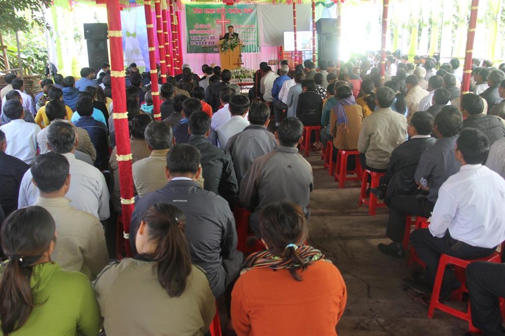Hội Thánh Tin Lành Việt Nam (Miền nam) tổ chức công bố chức danh mục sư tại Buôn Wiao A thị trấn Krông Năng