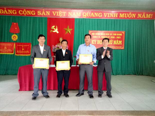 HĐND các xã EaTam, Ea Puk và Tam Giang tổ chức kỳ họp thứ 5, nhiệm kỳ 2016 - 2021