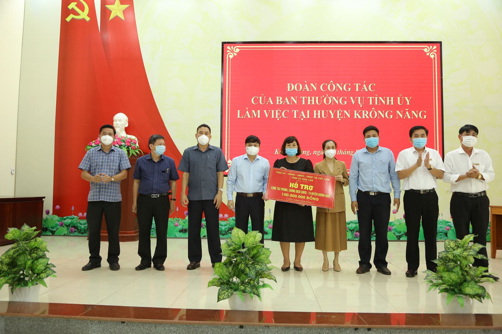 Đoàn công tác của Ban Thường vụ Tỉnh ủy  làm việc tại huyện Krông Năng