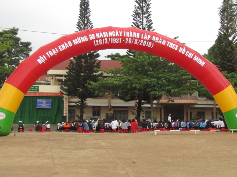 Đoàn trường THPT Phan Bội Châu: Trại hè 26/3
