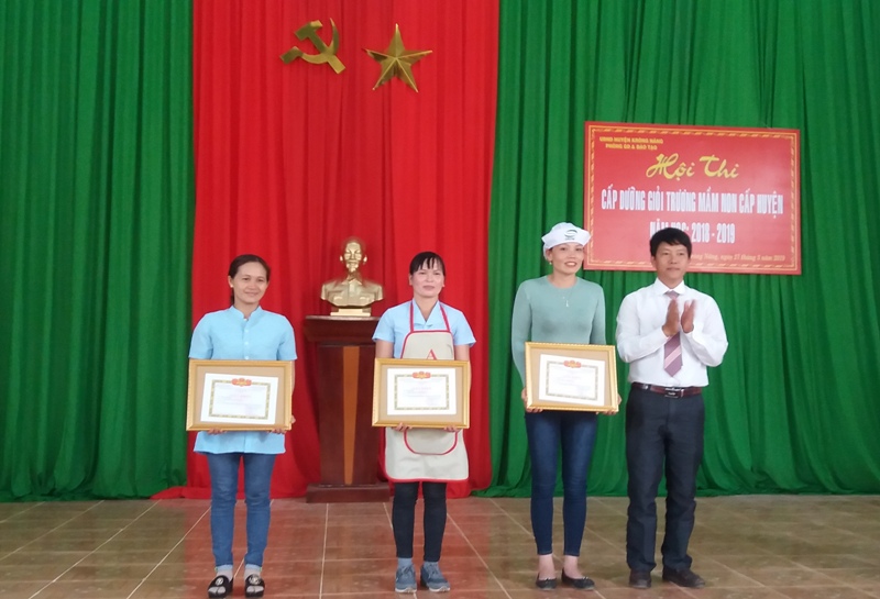 Hội thị cấp dưỡng giỏi bậc Mầm non năm học 2018 - 2019