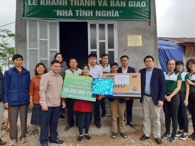 Huyện Krông Năng: Bàn giao 2 nhà Tình nghĩa cho hộ nghèo
