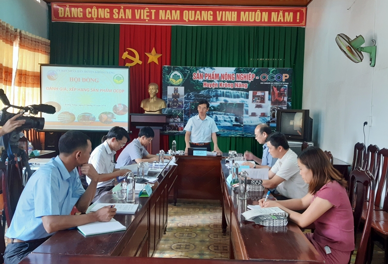 UBND huyện tổ chức Hội đồng đánh giá, xếp hạng sản phẩm OCOP