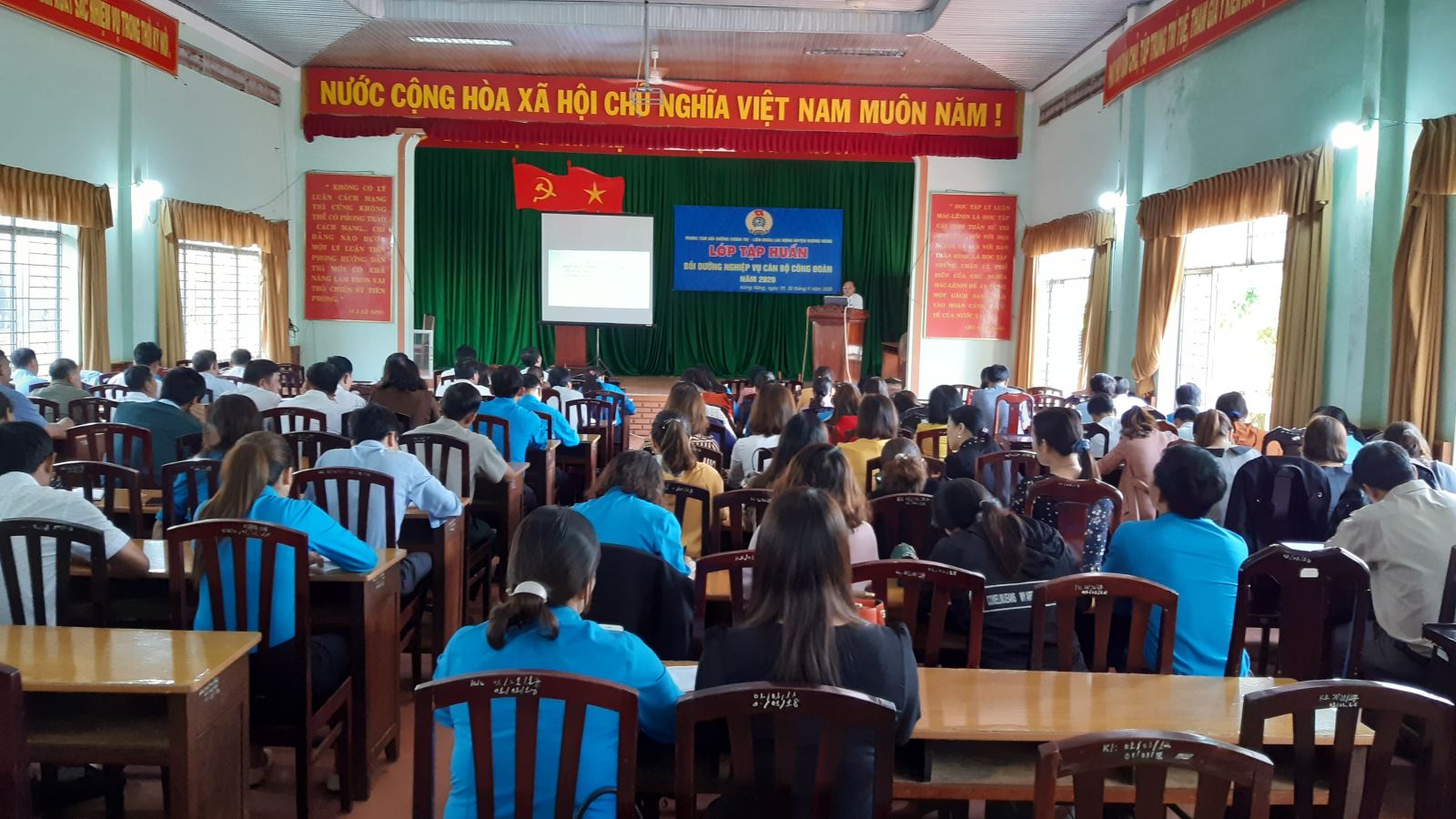 LĐLĐ huyện tổ chức hội nghị tập huấn nghiệp vụ công đoàn năm 2020