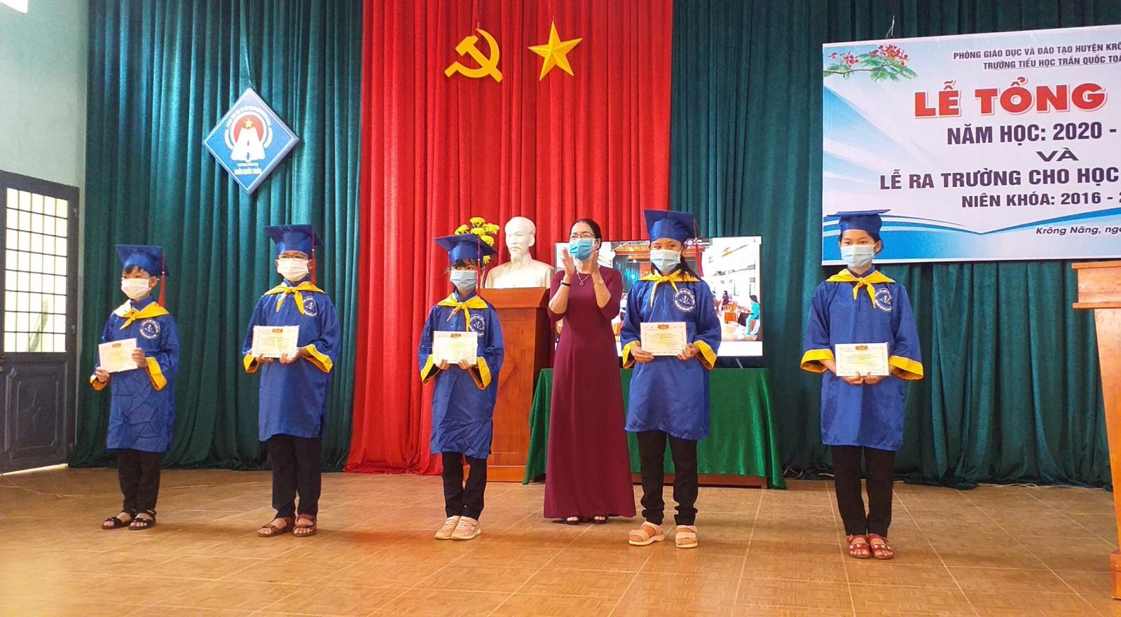 Trường Tiểu học Trần Quốc Toản tổng kết năm học 2020- 2021