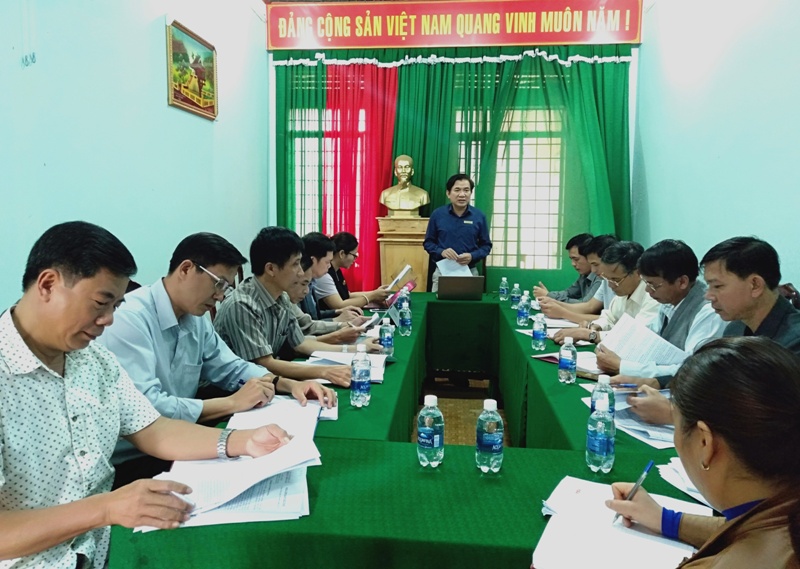 Tổ công tác số 3 của huyện ủy kiểm tra tại xã Cư Klông và xã Ea Tân