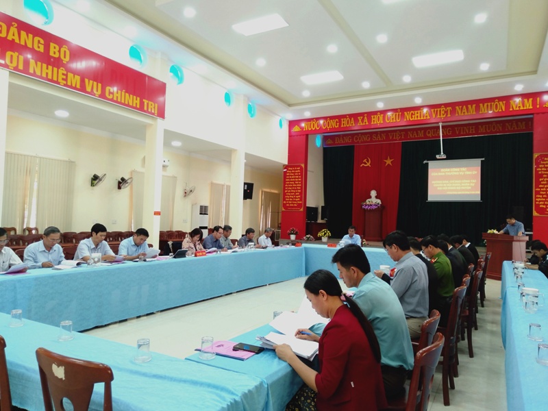 Đoàn công tác của Tỉnh uỷ kiểm tra công tác chuẩn bị đại hội tại huyện Krông Năng
