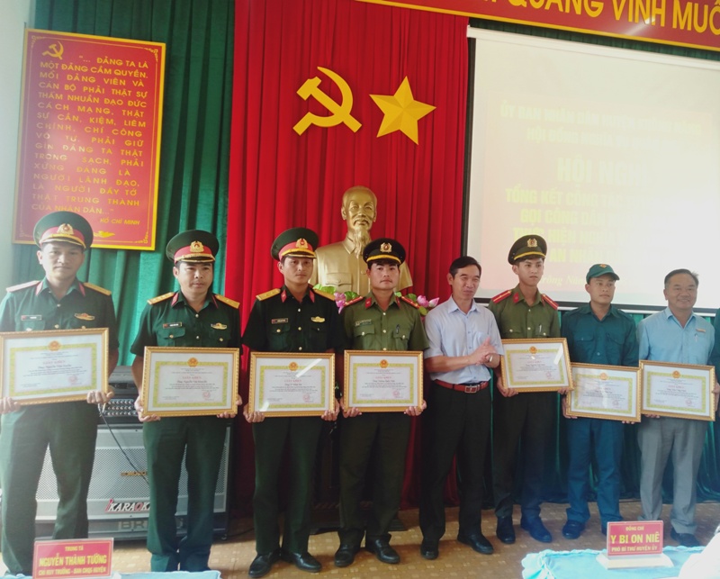 Huyện Krông Năng tổng kết công tác tuyển chọn gọi công nhân nhập ngũ năm 2020.