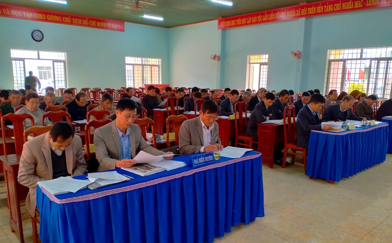 Hội đồng nhân dân xã Ea Tân tổ chức Kỳ họp thứ 11