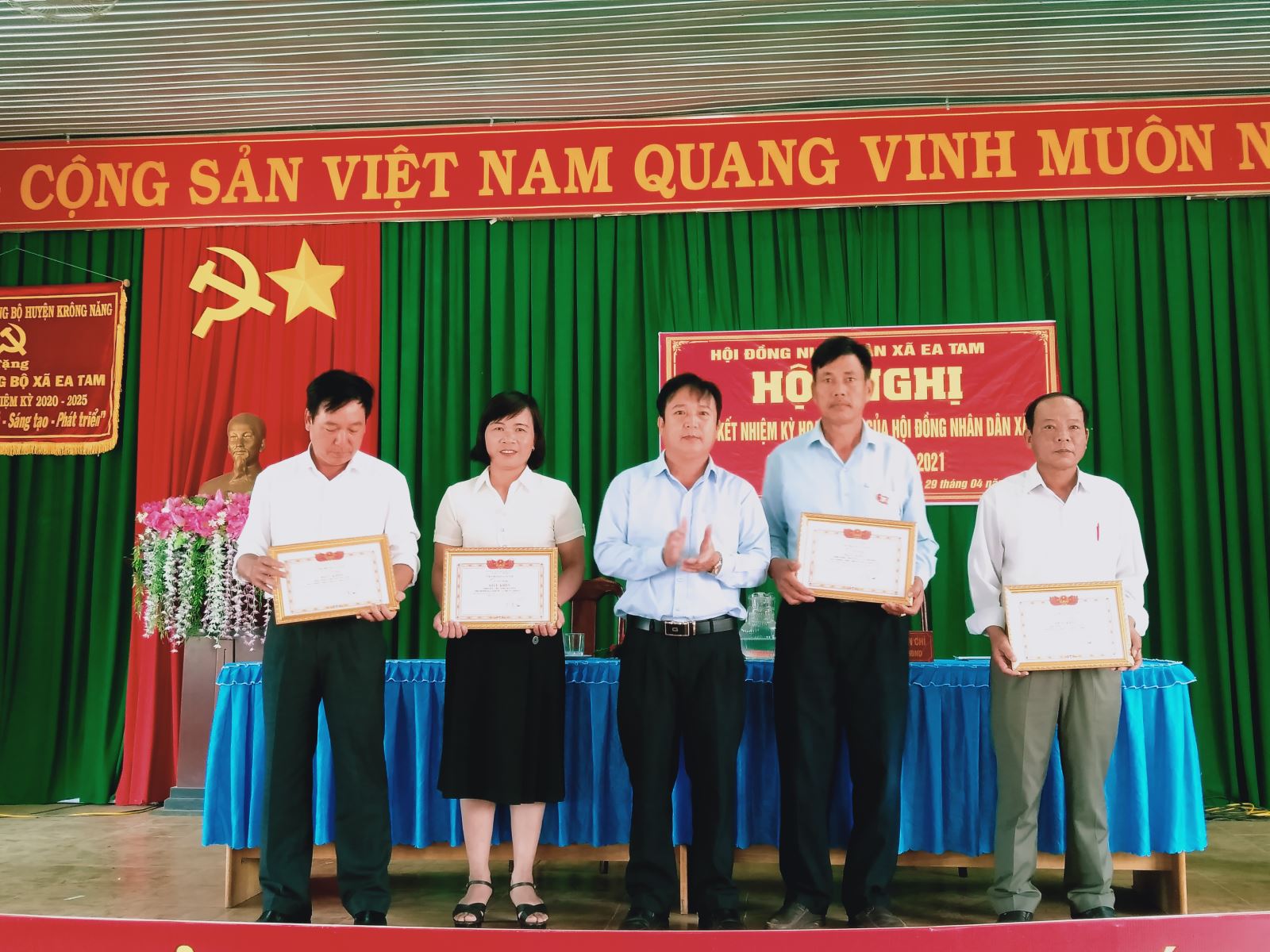 HĐND xã Ea Tam khóa VI tổng kết nhiệm kỳ 2016-2021
