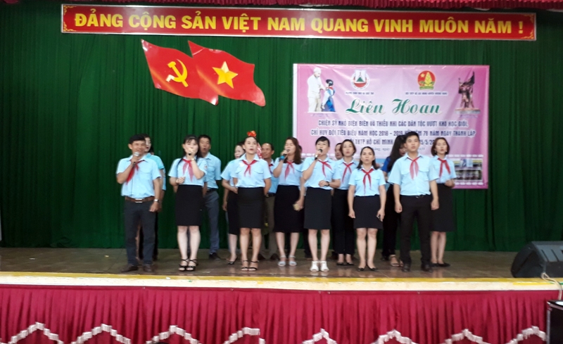Liên hoan “chiến sỹ nhỏ Điện Biên”