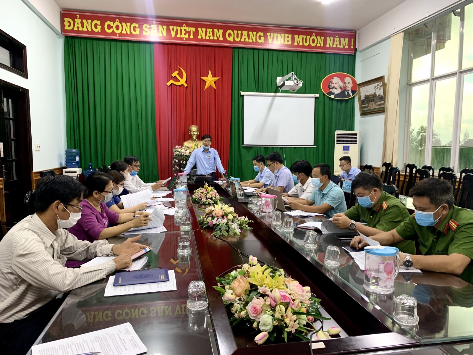 Họp Ban Chỉ đạo cưỡng chế buộc thực hiện biện pháp khắc phục hậu quả 