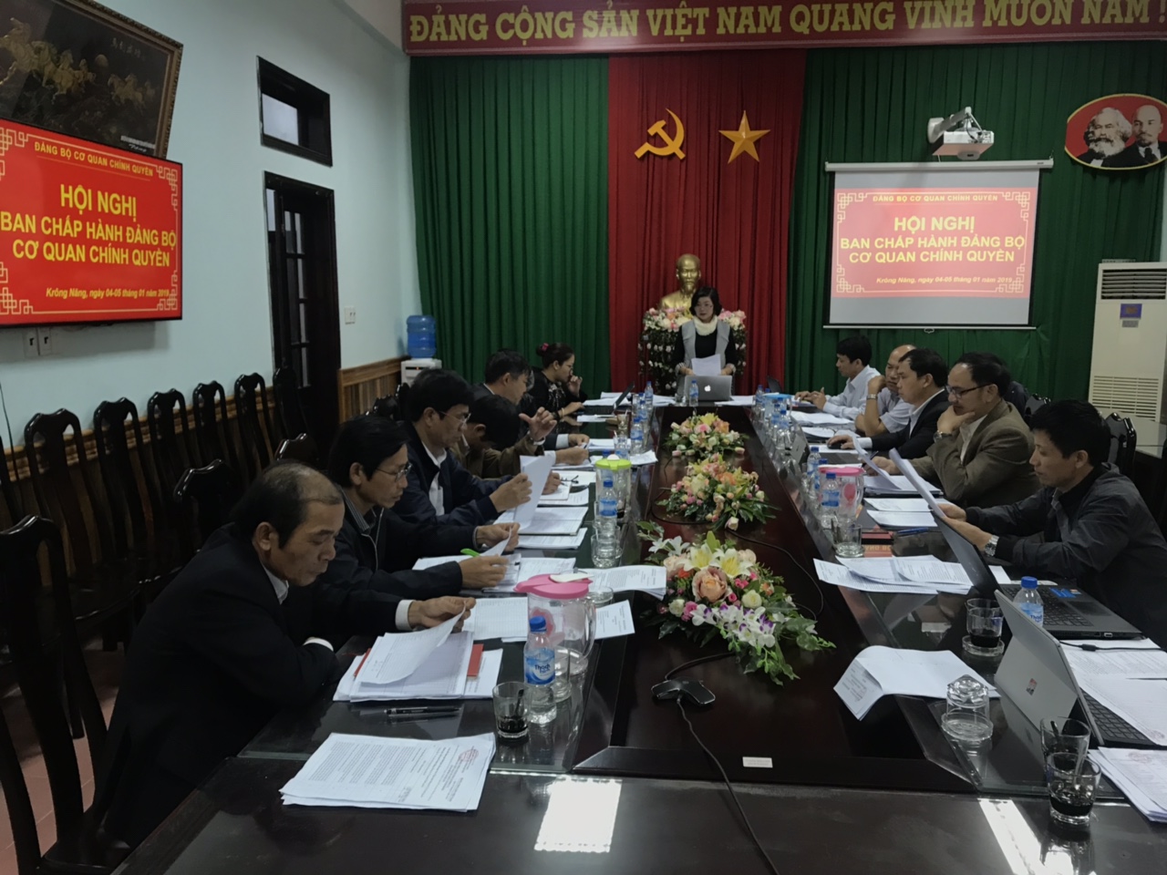 Hội nghị Ban chấp hành Đảng bộ cơ quan chính quyền huyện