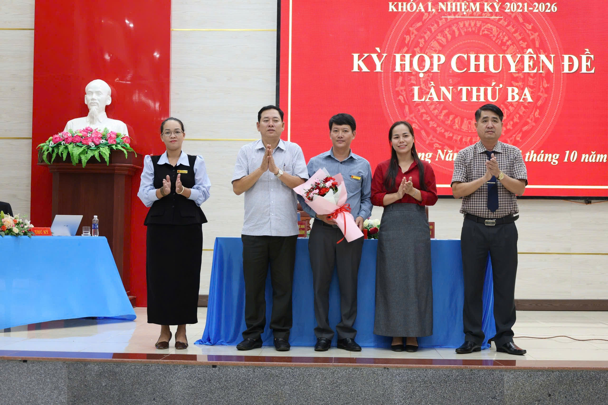 z7162625851863_bd236a8708c3f66810203a6394c1a420