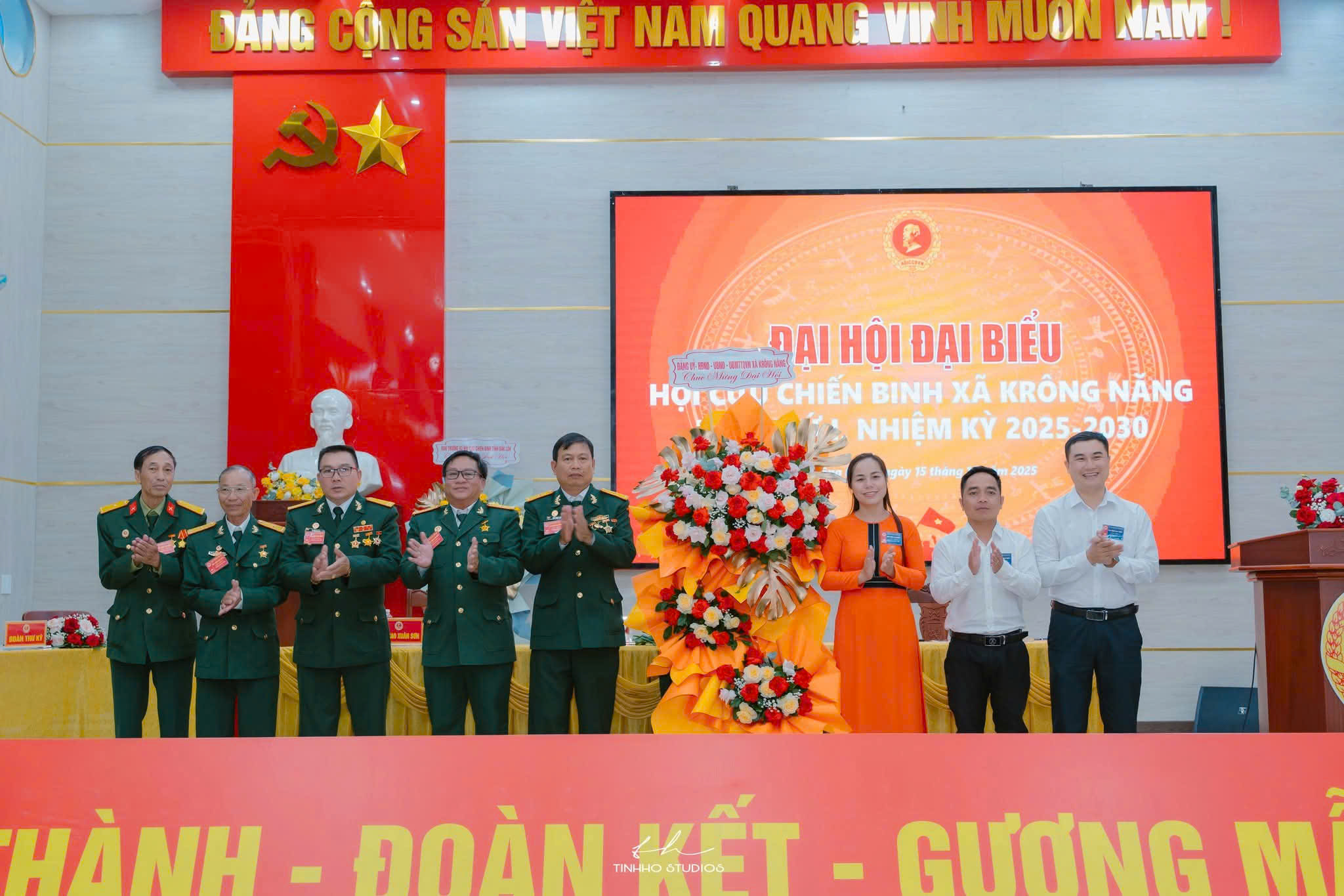 z7162966607104_2b9b3dd6e20bef2e9d8f99e4ae432bf7