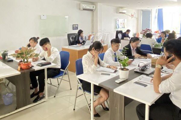 Dự Phiên họp thành viên UBND huyện thông qua nội dung trình Kỳ họp HĐND tỉnh và nội dung thuộc thẩm quyền của UBND huyện