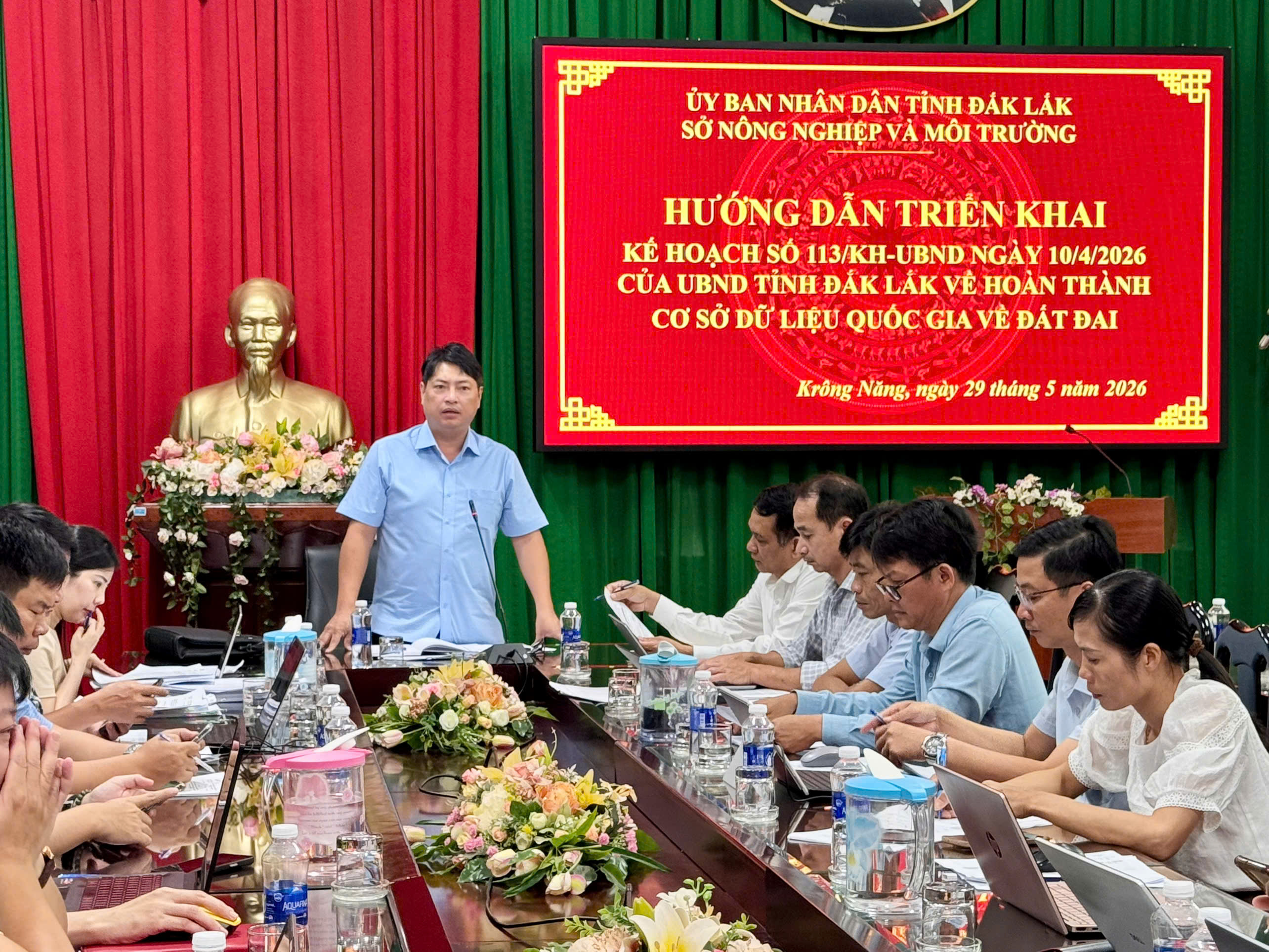 ong-hoang-xuan-phuong-chi-dao