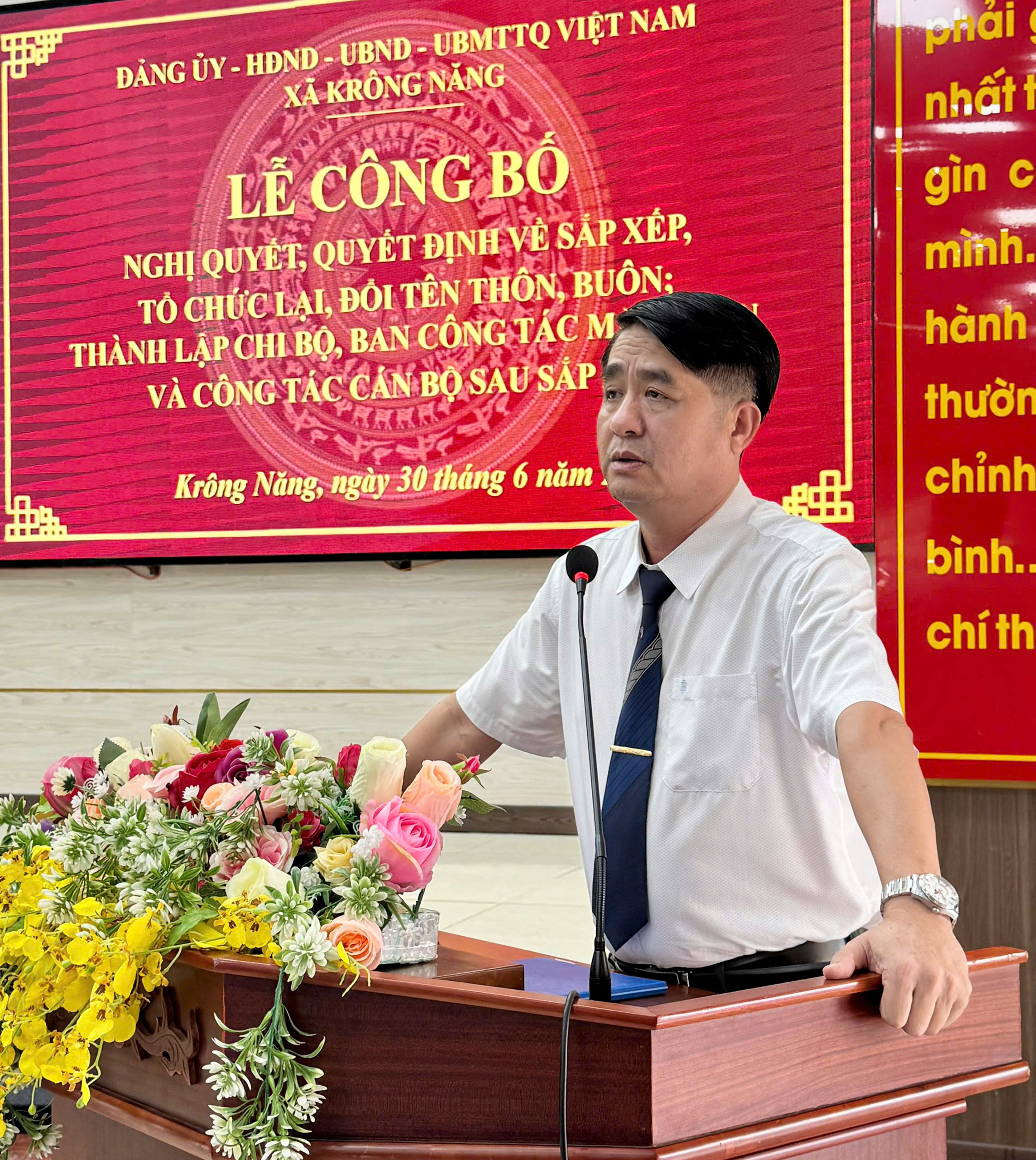 cong-bo-14-thon-buon-5