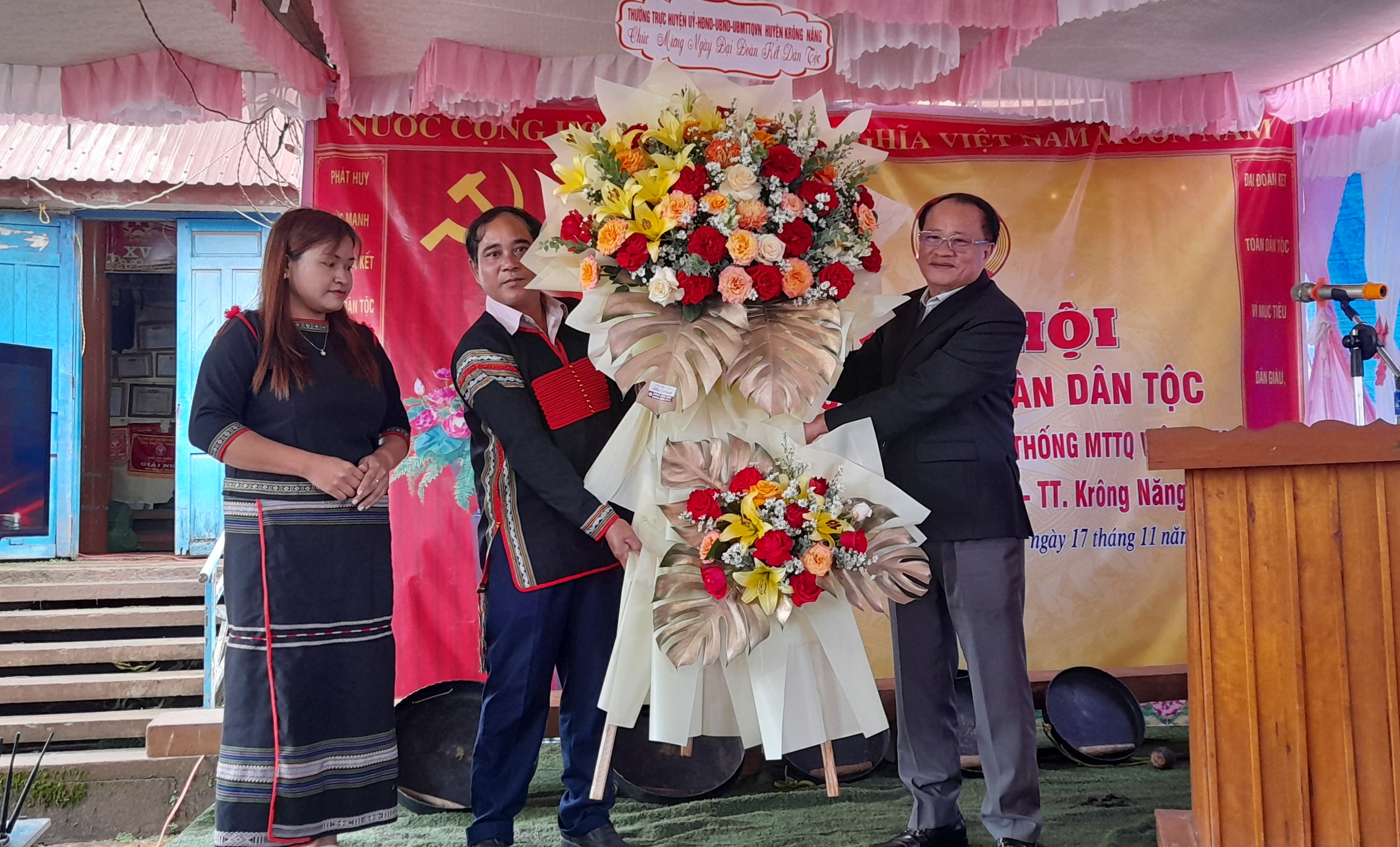 Ngày hội Đại đoàn kết toàn dân tộc buôn Wiâo A, Thị trấn Krông Năng