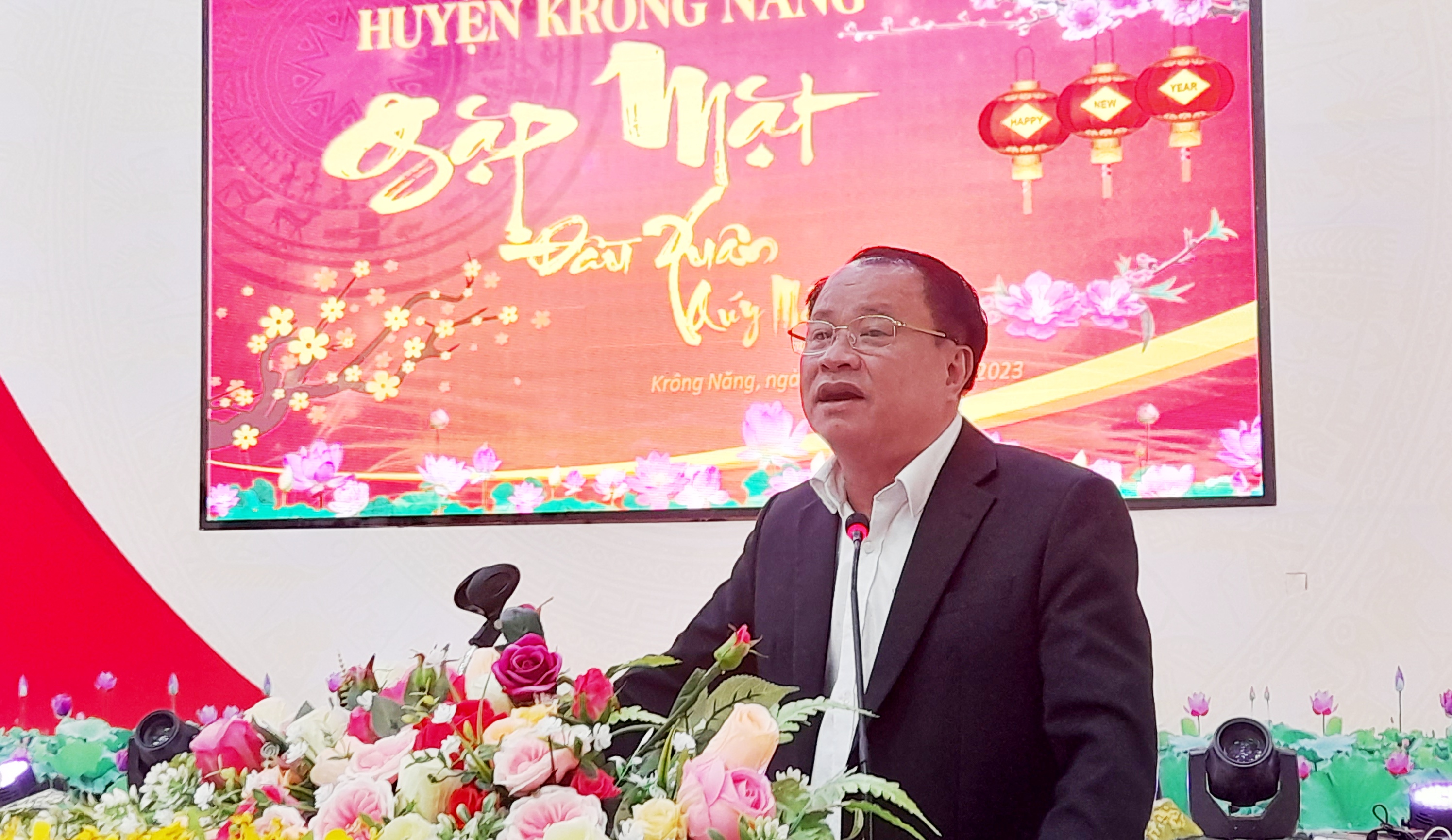 Huyện Krông Năng tổ chức gặp mặt đầu xuân Quý Mão 2023