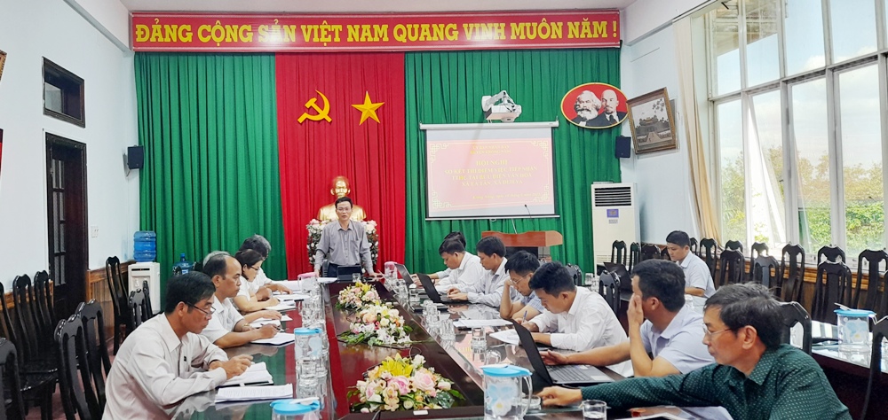 UBND huyện Krông Năng sơ kết thí điểm việc tiếp nhận TTHC tại Bưu điện văn hóa xã Ea Tân và Đliê Ya