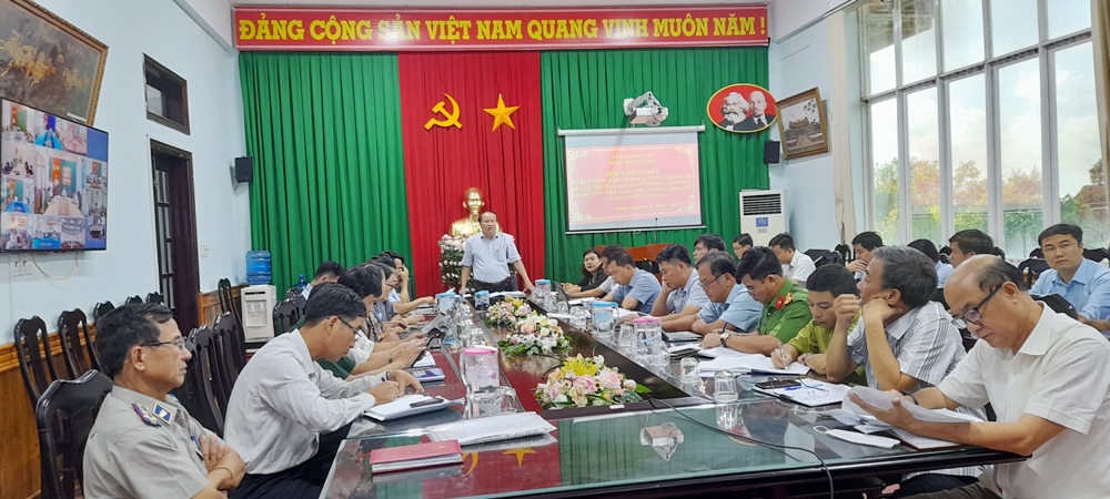 UBND huyện tổ chức hội nghị sơ kết nhiệm vụ phát triển Kinh tế - Xã hội 6 tháng đầu năm 2022
