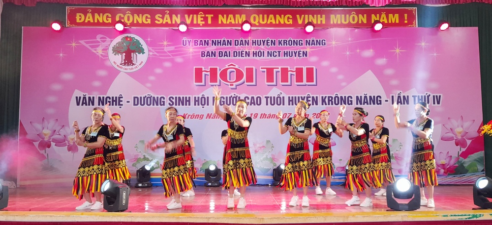 Hội Người cao tuổi huyện: Tổ chức hội thi văn nghệ - dưỡng sinh năm 2022