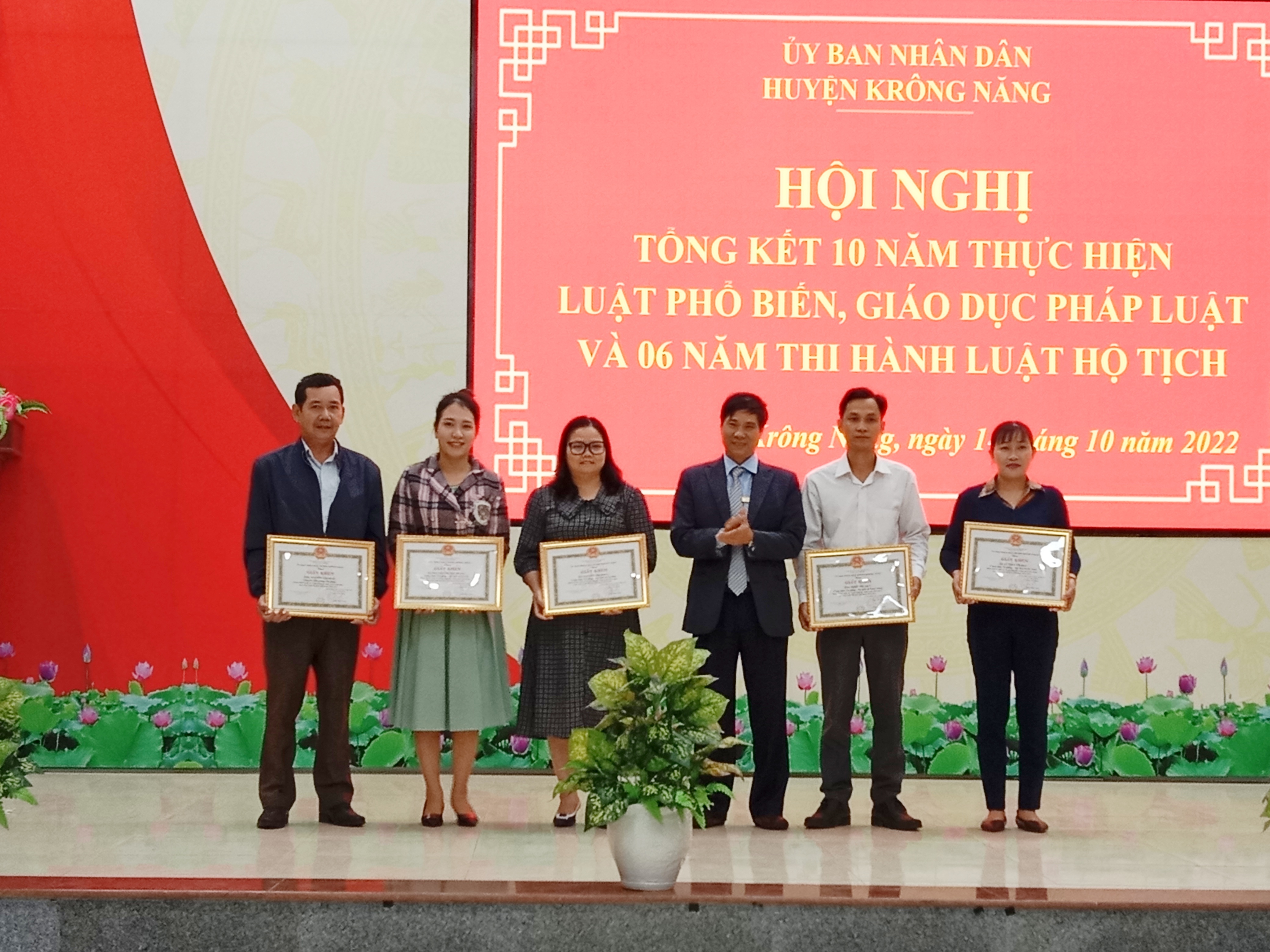 UBND huyện Krông Năng tổng kết 10 thực hiện Luật phổ biến, giáo dục pháp luật và 6 năm thi hành Luật Hộ tịch