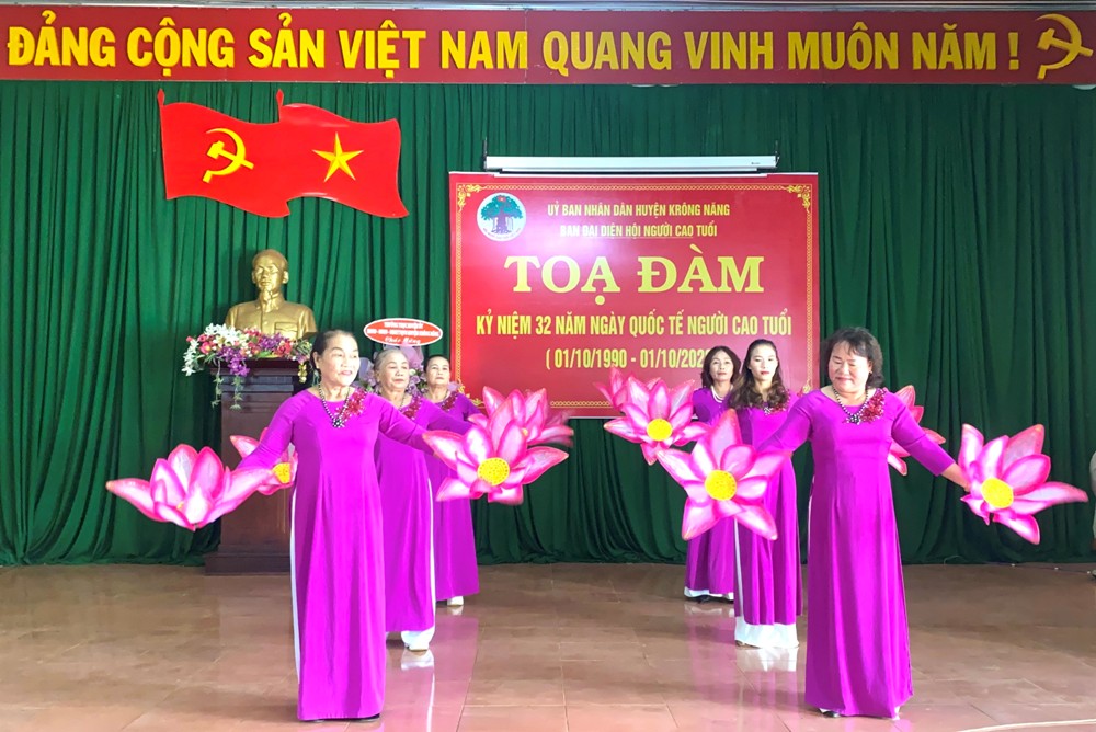 Tọa đàm kỷ niệm Ngày Quốc tế Người cao tuổi