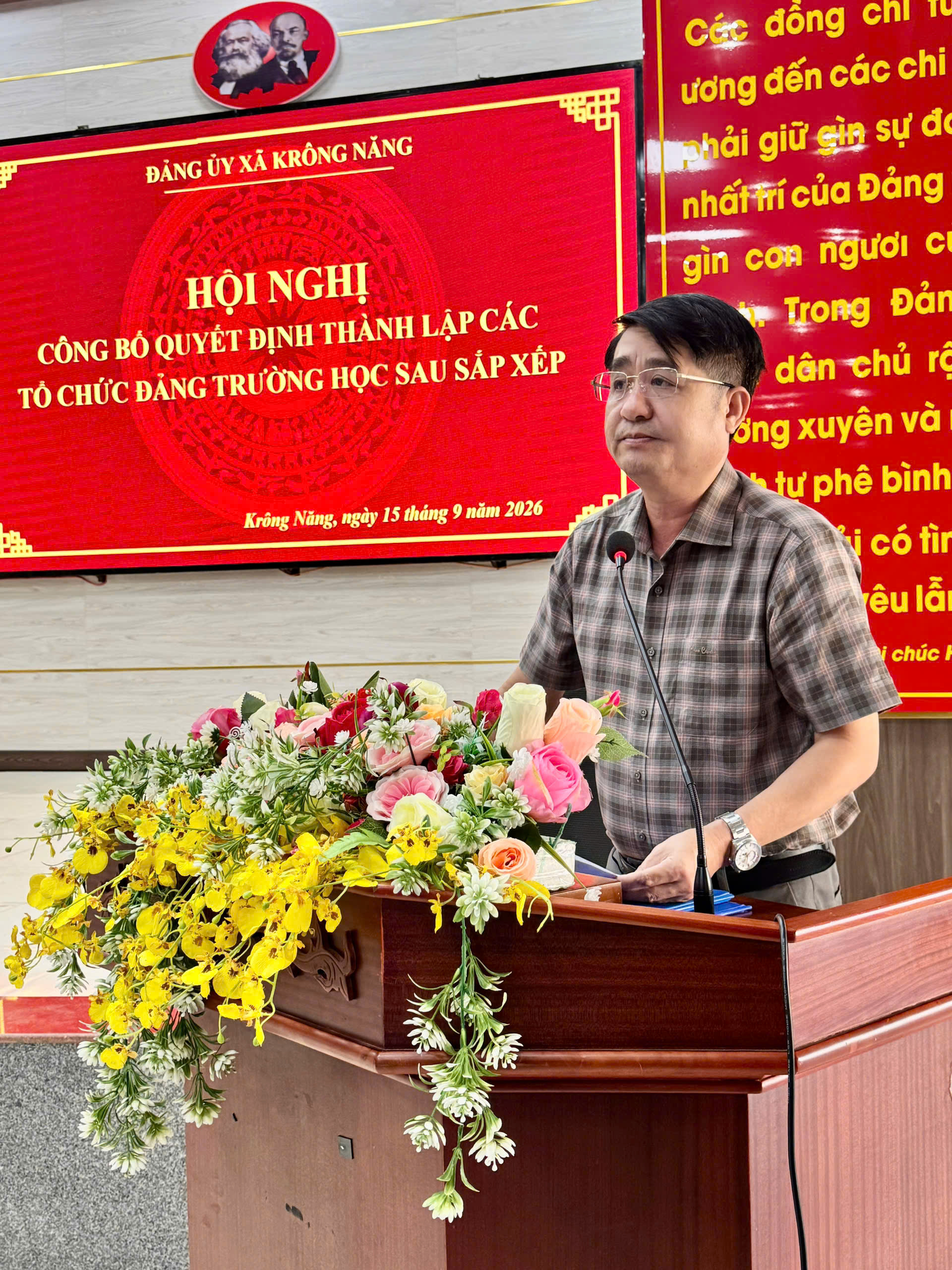 trao-qd-dang-bo-truong-1