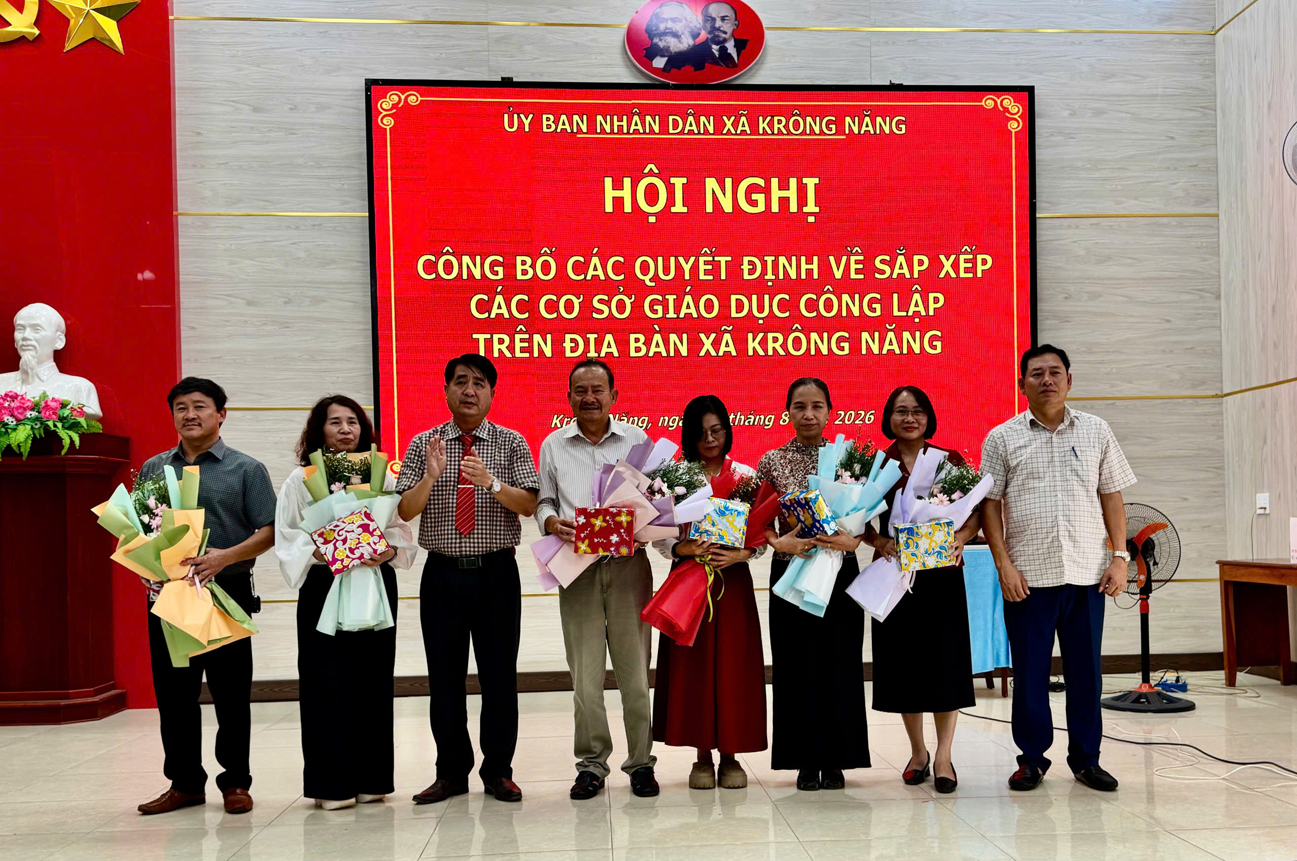 trao-qd-truong-hoc-3