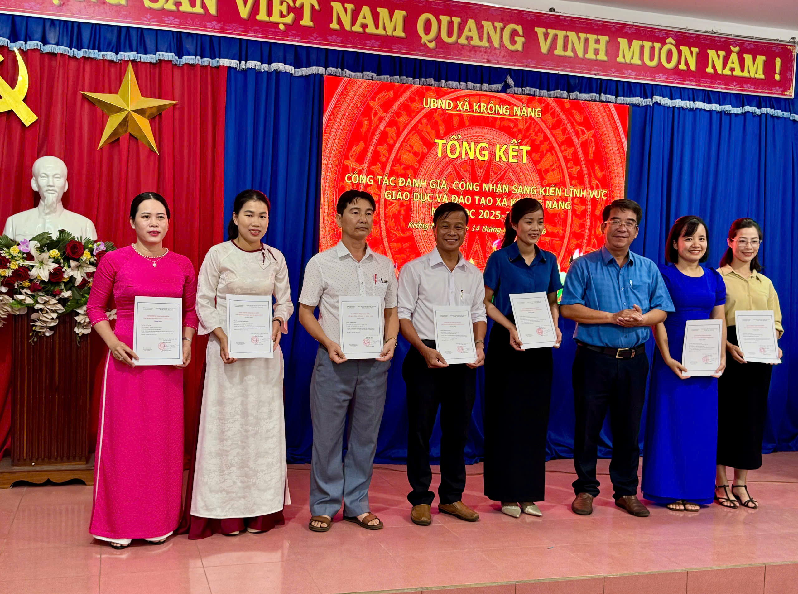 cong-nhan-sang-kien-2