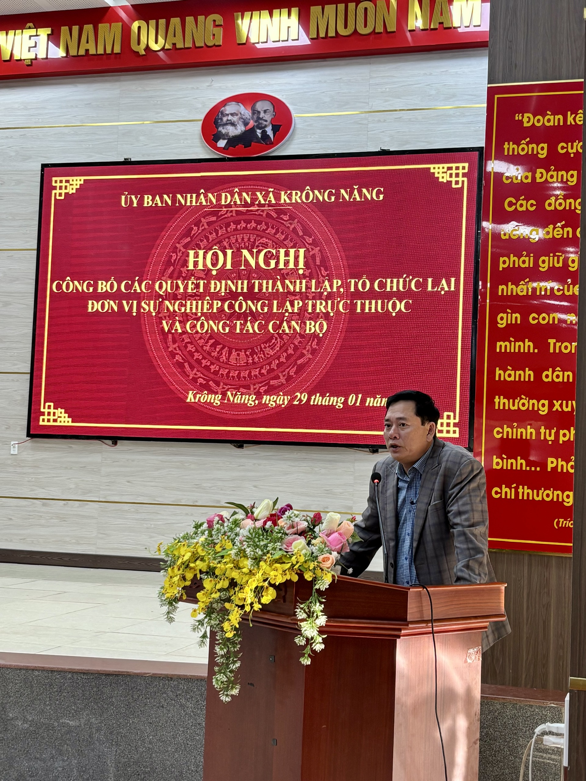 z7482768471104_82507dd02d4f4c9566f5235e6a241a5d