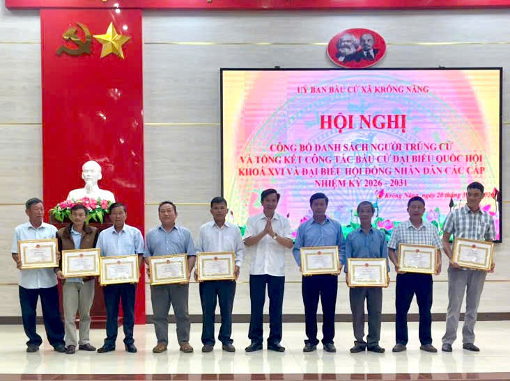 z7640183865500_dfa89af31bb05b988a94b8f8b5201d34